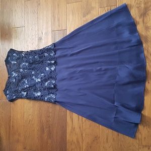 Adrianna Papell Navy Floral Lace Evening Formal Wedding Dress Size 14